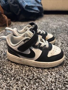 Nike Kids Black and White Velcro Swoosh Sneakers
